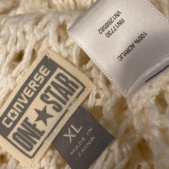CONVERSE - vest: white sheer acrylic woven crochet open knit overlay - XL - Picture 9 of 16